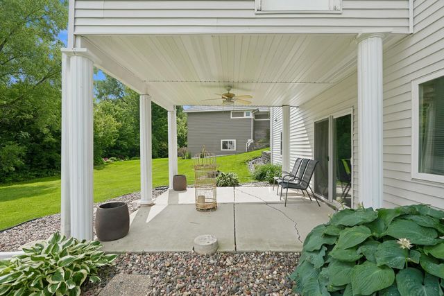 10196 Stony Creek Drive, Woodbury, MN 55129