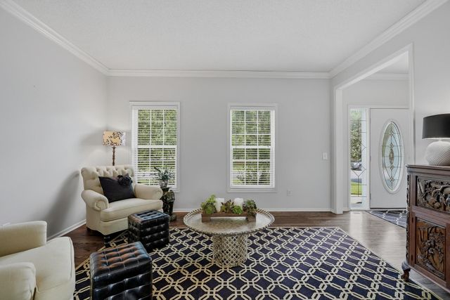 10196 Stony Creek Drive, Woodbury, MN 55129
