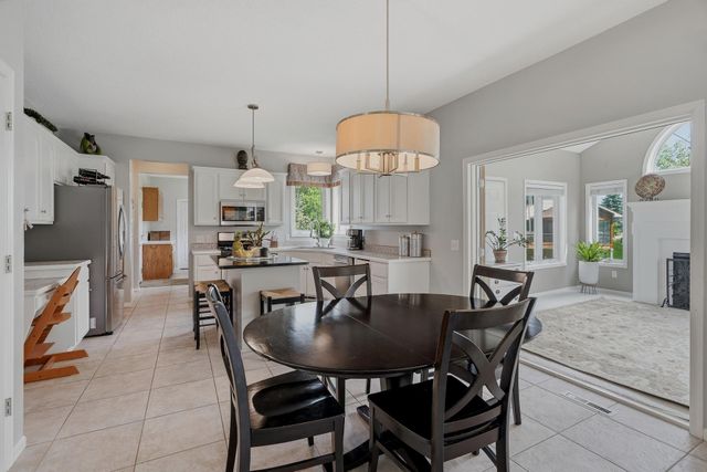 10196 Stony Creek Drive, Woodbury, MN 55129