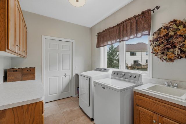 10196 Stony Creek Drive, Woodbury, MN 55129
