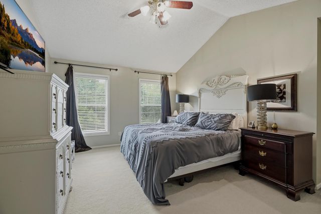 10196 Stony Creek Drive, Woodbury, MN 55129