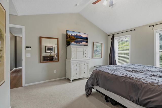 10196 Stony Creek Drive, Woodbury, MN 55129