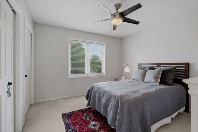 10196 Stony Creek Drive, Woodbury, MN 55129