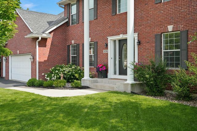 10196 Stony Creek Drive, Woodbury, MN 55129