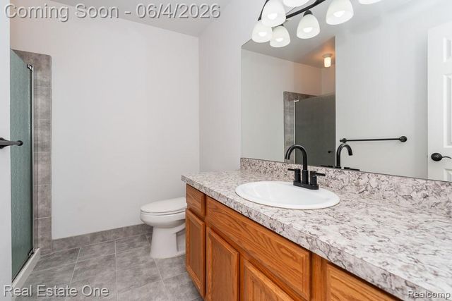 283 Whispering Hill, Commerce Charter Township, MI 48390
