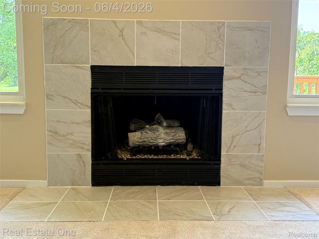 283 Whispering Hill, Commerce Charter Township, MI 48390