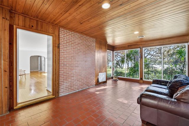 9345 SILVER LAKE DRIVE, Leesburg, FL 34788