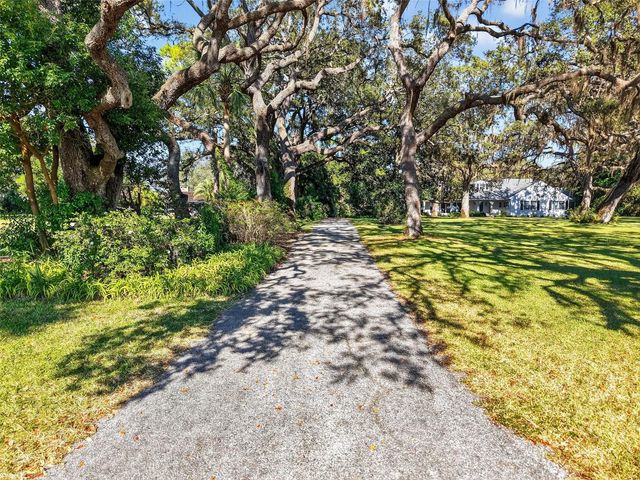 9345 SILVER LAKE DRIVE, Leesburg, FL 34788