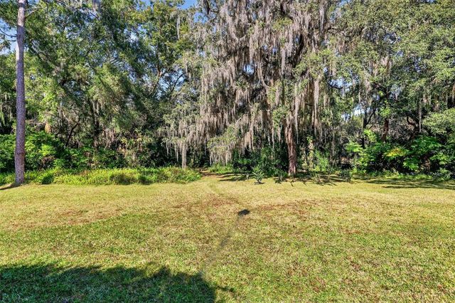 9345 SILVER LAKE DRIVE, Leesburg, FL 34788