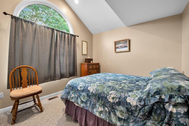 57016 Megan Dr Drive, Washington Twp, MI 48094