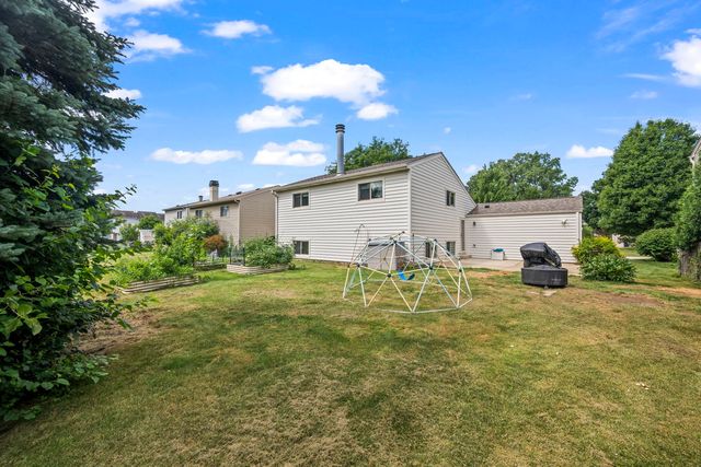 1833 S Lincoln Street, Lombard, IL 60148