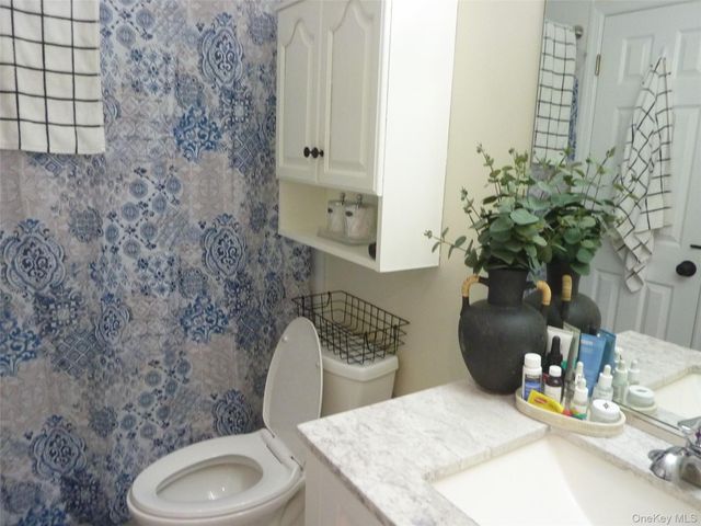 143 Parkside Drive, Suffern, NY 10901