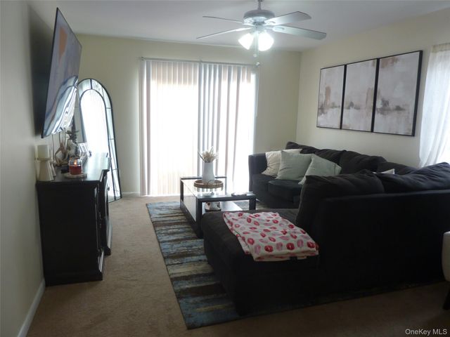 143 Parkside Drive, Suffern, NY 10901