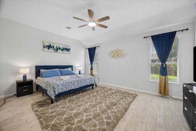 15518 Forest Creek Farms Drive, Cypress, TX 77429