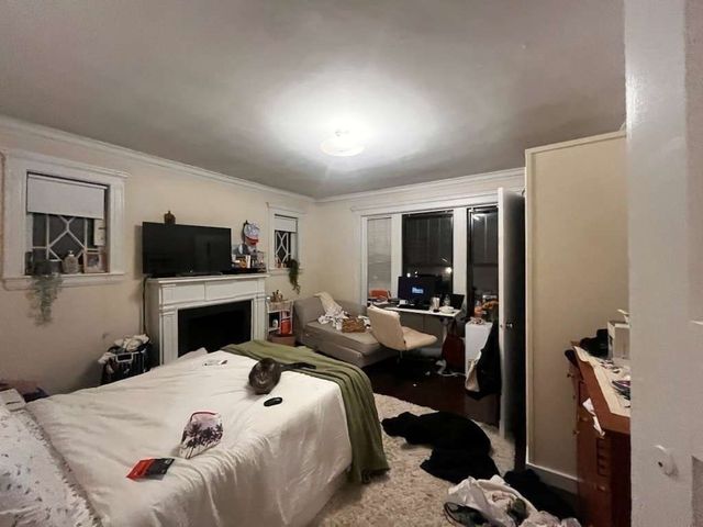 452 Park Drive 12, Boston, MA 02215