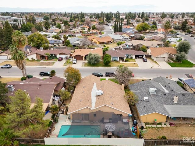 4608 Posada Avenue, Bakersfield, CA 93309