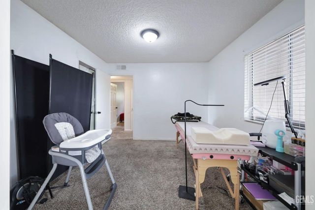 4608 Posada Avenue, Bakersfield, CA 93309