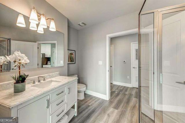 950 W Peachtree Street NW 1504, Atlanta, GA 30309
