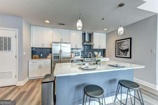 950 W Peachtree Street NW 1504, Atlanta, GA 30309