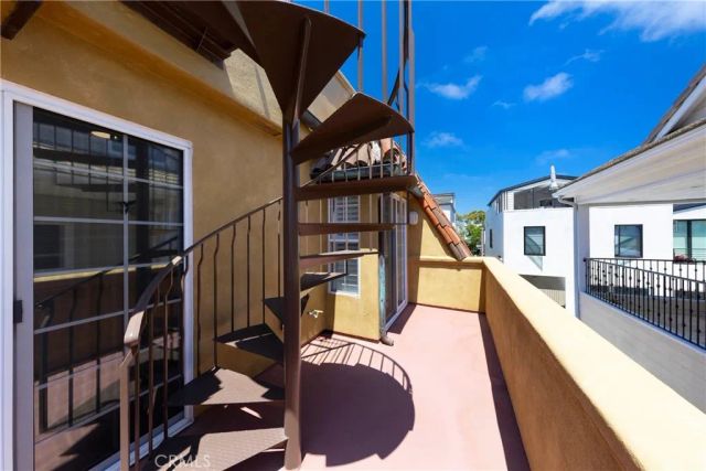 515 Begonia Avenue B, Corona Del Mar, CA 92625