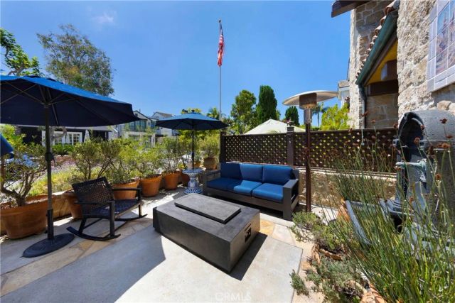515 Begonia Avenue B, Corona Del Mar, CA 92625