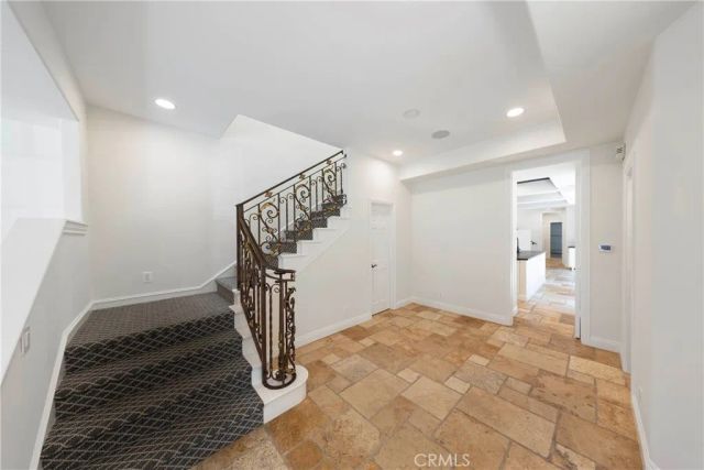 515 Begonia Avenue B, Corona Del Mar, CA 92625