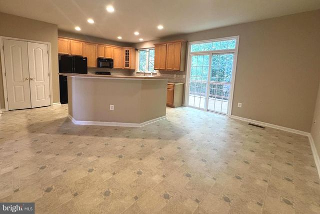 4477 MONMOUTH ST, Fairfax, VA 22030