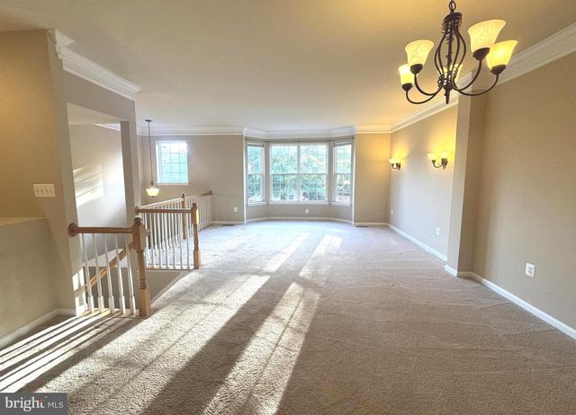 4477 MONMOUTH ST, Fairfax, VA 22030