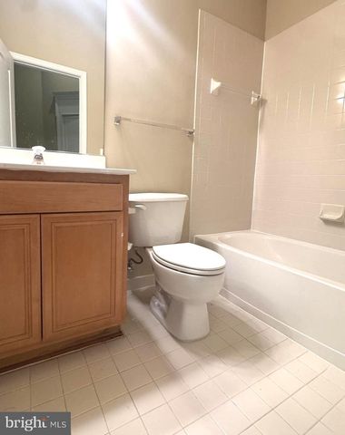 4477 MONMOUTH ST, Fairfax, VA 22030