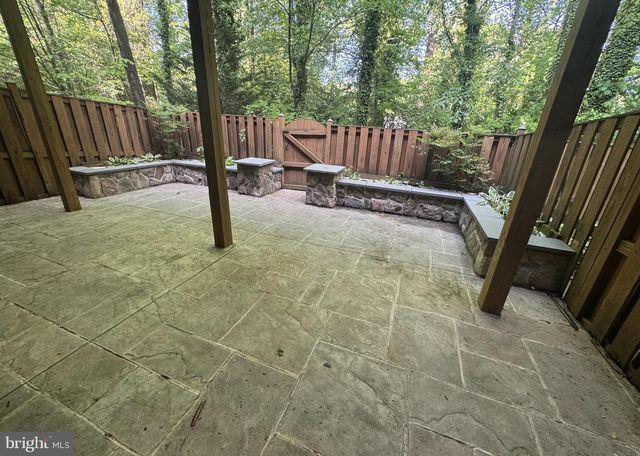 4477 MONMOUTH ST, Fairfax, VA 22030