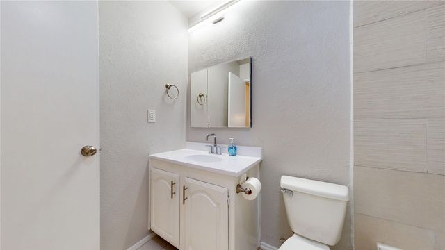 7748 Landmark Ridge Street, Fort Worth, TX 76133