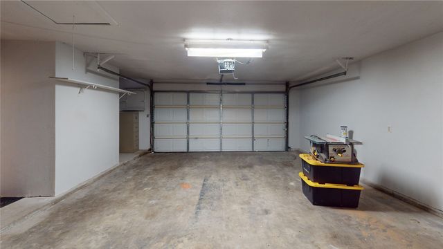 7748 Landmark Ridge Street, Fort Worth, TX 76133