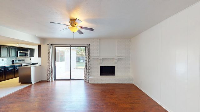 7748 Landmark Ridge Street, Fort Worth, TX 76133