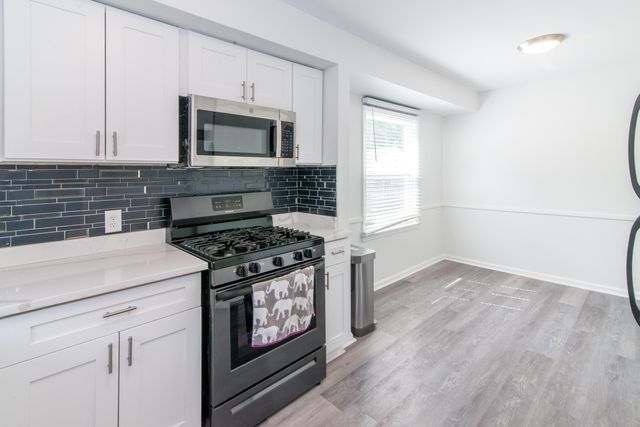 11015 Fairfield Street, Livonia, MI 48150