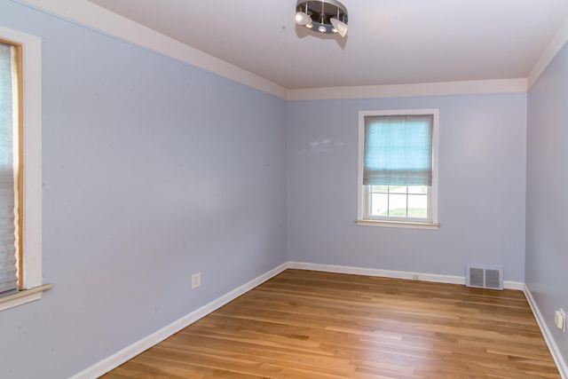 11015 Fairfield Street, Livonia, MI 48150