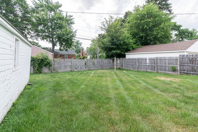 11015 Fairfield Street, Livonia, MI 48150