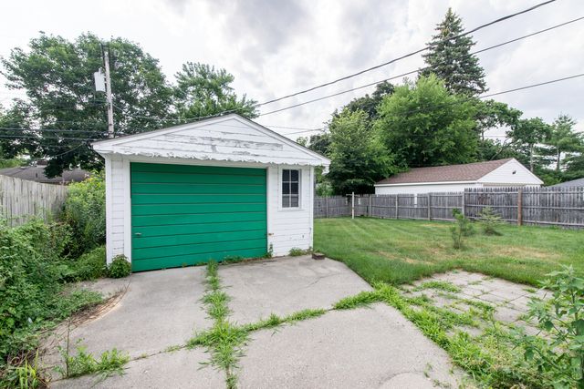 11015 Fairfield Street, Livonia, MI 48150