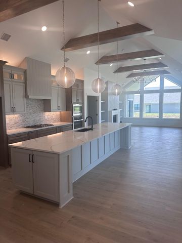 203 S Legacy Way, Andover, KS 67002