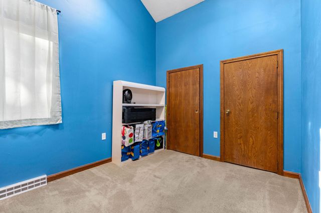 10 Evergreen Drive, Hampstead, NH 03841