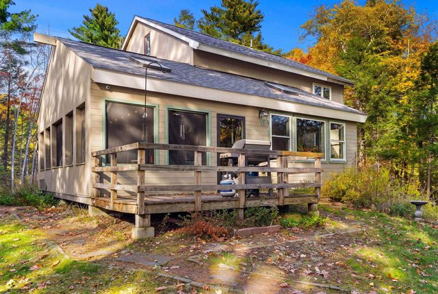 10 Evergreen Drive, Hampstead, NH 03841