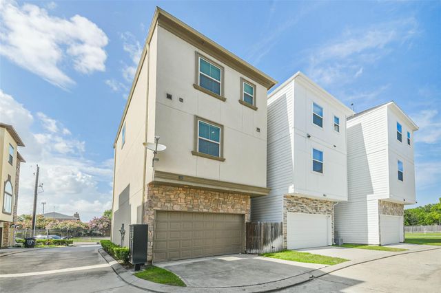 11115 Olympia Drive, Houston, TX 77042