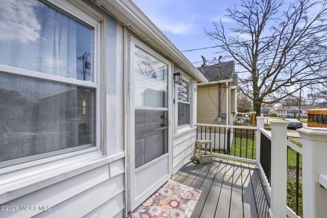 163 Seabreeze Avenue, North Middletown, NJ 07748