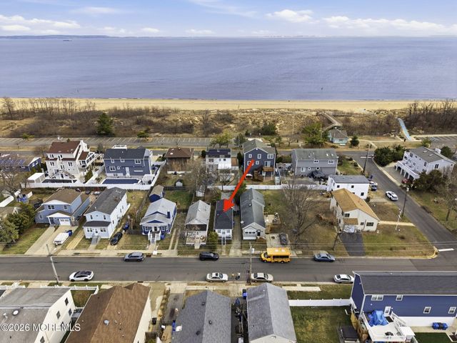 163 Seabreeze Avenue, North Middletown, NJ 07748