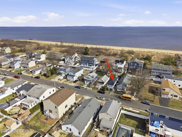 163 Seabreeze Avenue, North Middletown, NJ 07748