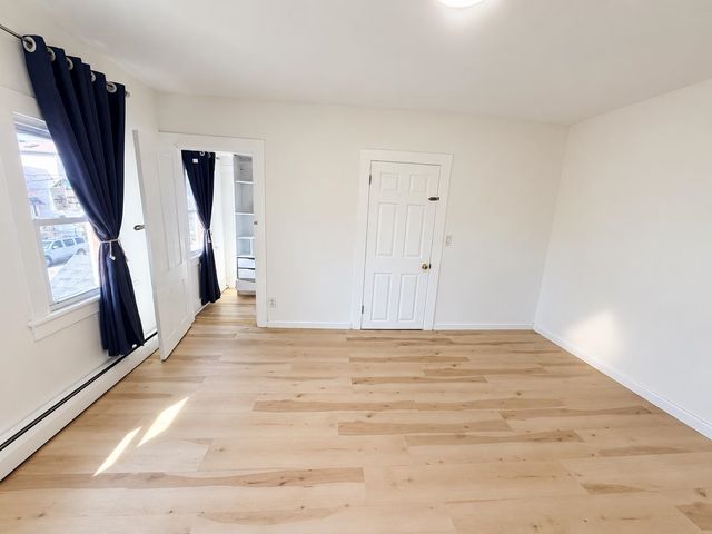 10 LONG ST, Jc, Greenville, NJ 07305