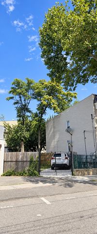 10 LONG ST, Jc, Greenville, NJ 07305