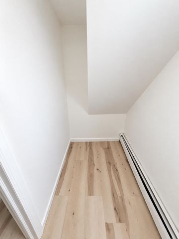 10 LONG ST, Jc, Greenville, NJ 07305