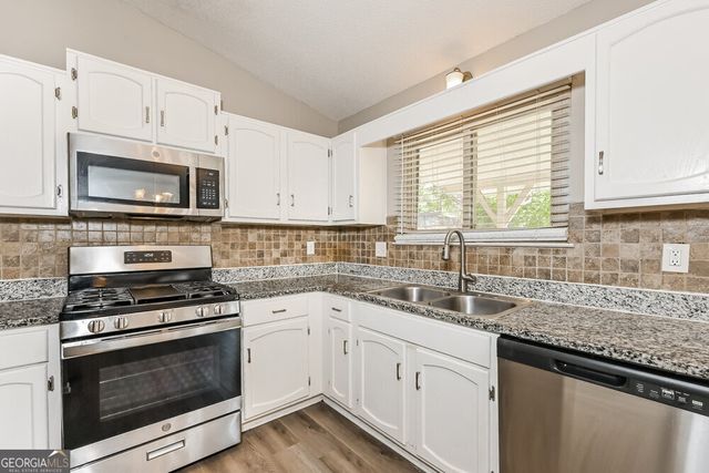 3350 Eastwood Trail, Snellville, GA 30078