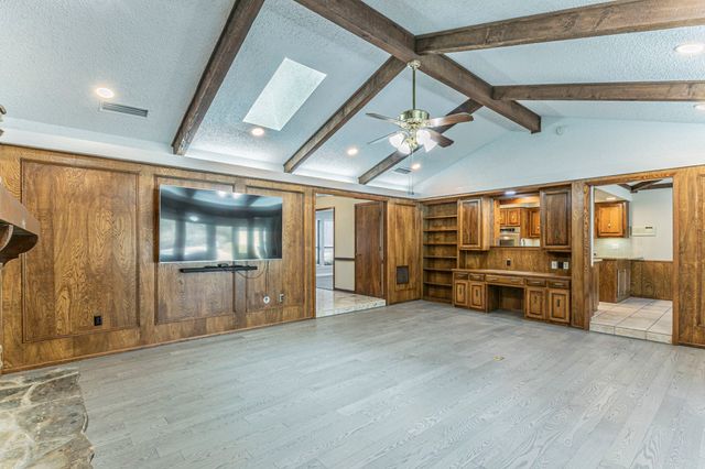 1112 Spring Lake Drive, Duncanville, TX 75137