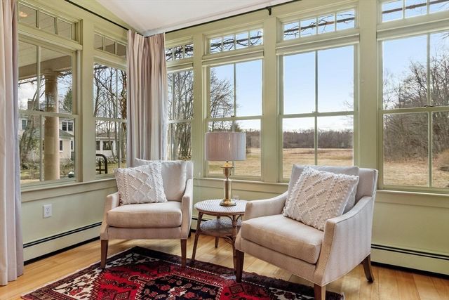 521 Barretts Mill Rd, Concord, MA 01742